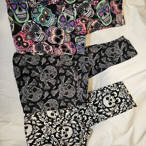 No Boundaries Multicolor and Black Skull Print Leggings, 3 Each In Set